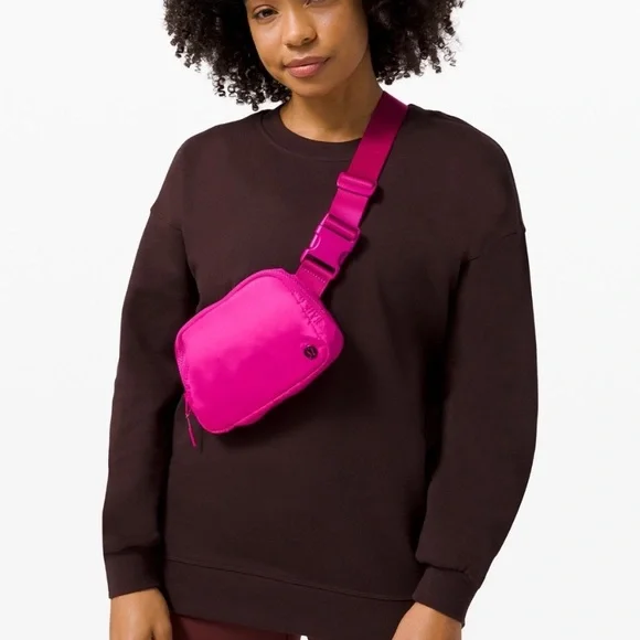 NWT Rare 🦄 Lululemon Everywhere Belt Bag Highlight Purple - Picture 14 of 14